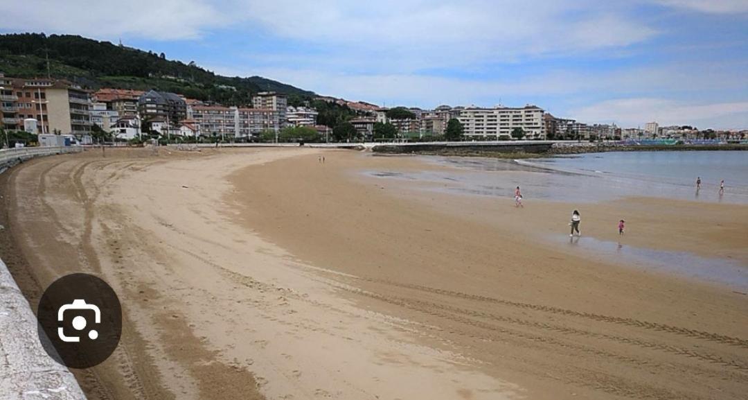 Apartamento Castro Urdiales Con Garaje Y Piscina ,Cerca Playa Esterno foto